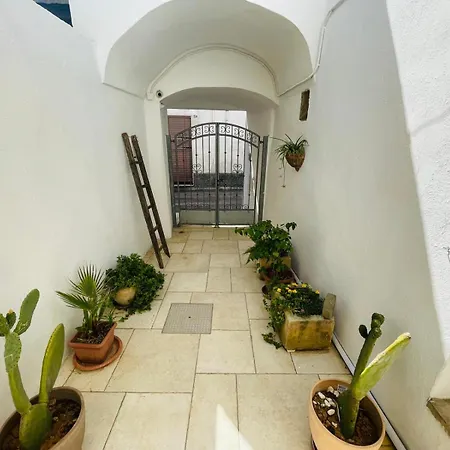 아파트 La Corte Dei Limoni